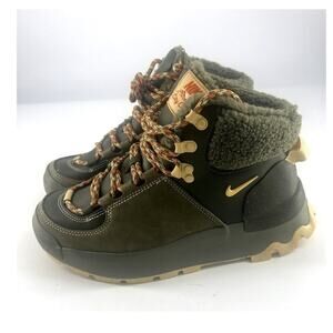 Nike City Classic PRM Boots Womens Size 7.5 Green Tan Cargo Khaki Activewear New